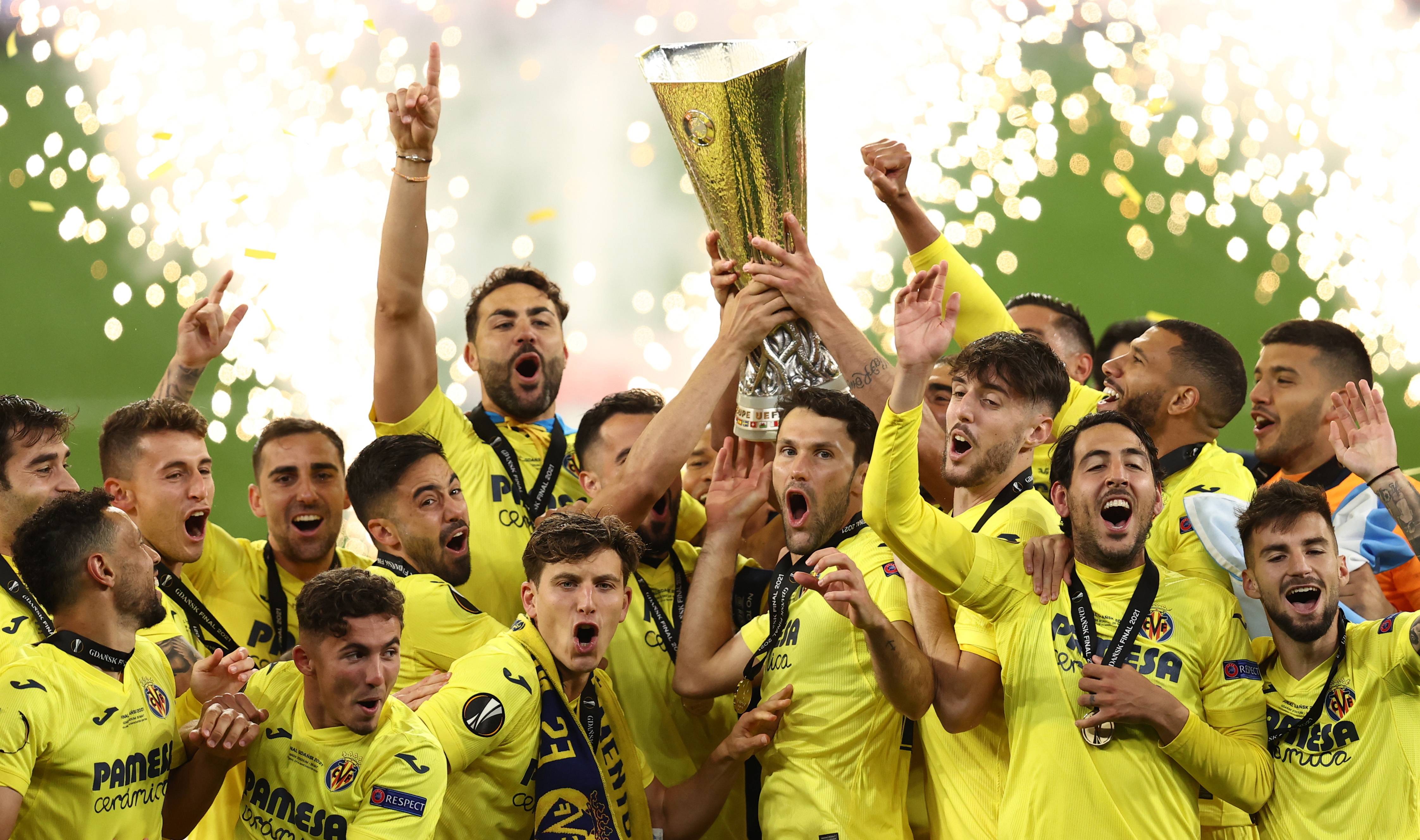 包含冲刺阶段意甲传出新动向，比利亚雷亚尔状态回暖，管理层表态：目标明确，细节决定成败的词条